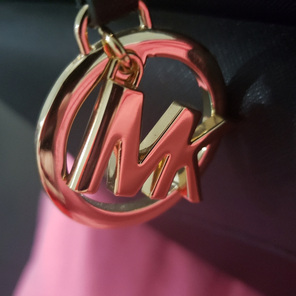 **NEW** NEVER USED Michael Kors Purse